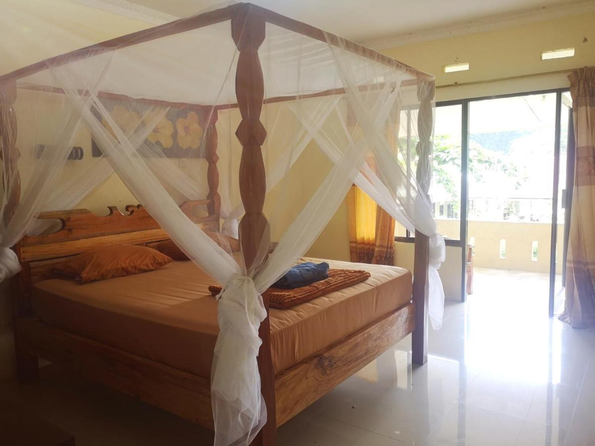 Wisma Leuser Sibayak Bukit Lawang Bagian luar foto